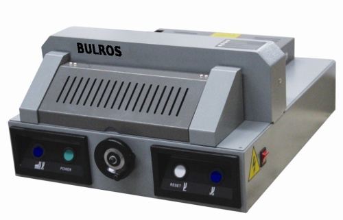 Резак электрический гильотинный Bulros 320 Vplus в магазине Полиграфмол